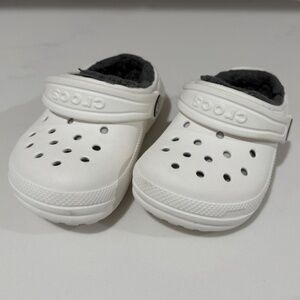 Crocs Shoes Toddlers Size C6 White Fuzzy Lined Classic Clog Slip On Warm Shoes